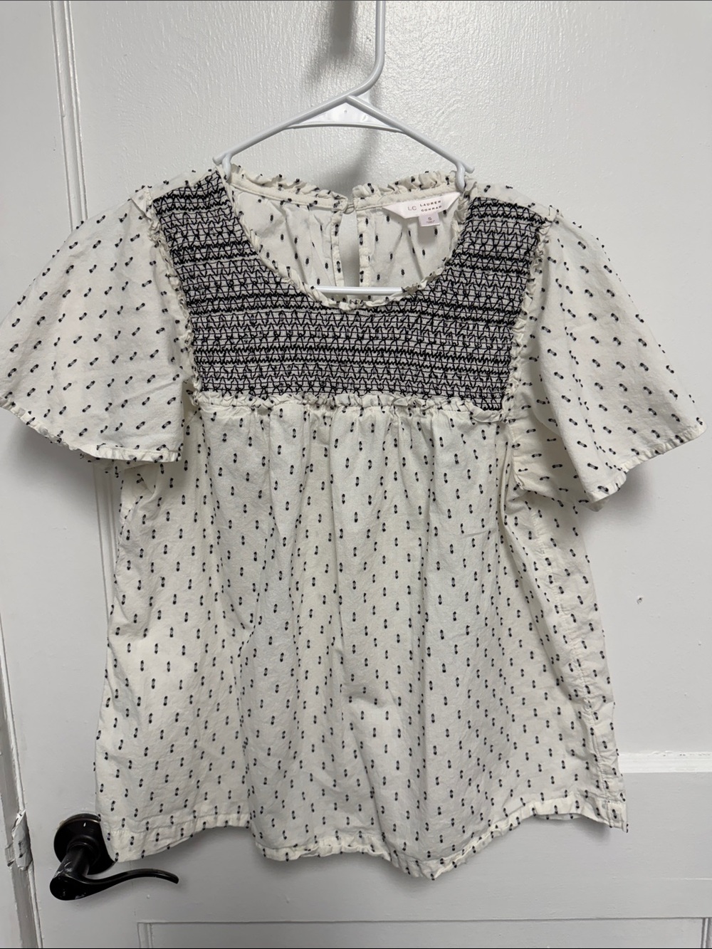 LC Lauren Conrad White Blouse with Black Smocked Yoke - Picture 3 of 3